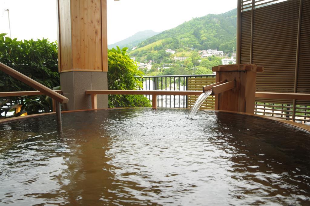 Yugawara Onsen Kawasegien Isuzu Hotel Atami  Extérieur photo