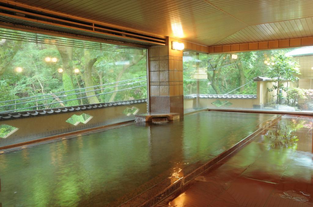 Yugawara Onsen Kawasegien Isuzu Hotel Atami  Extérieur photo