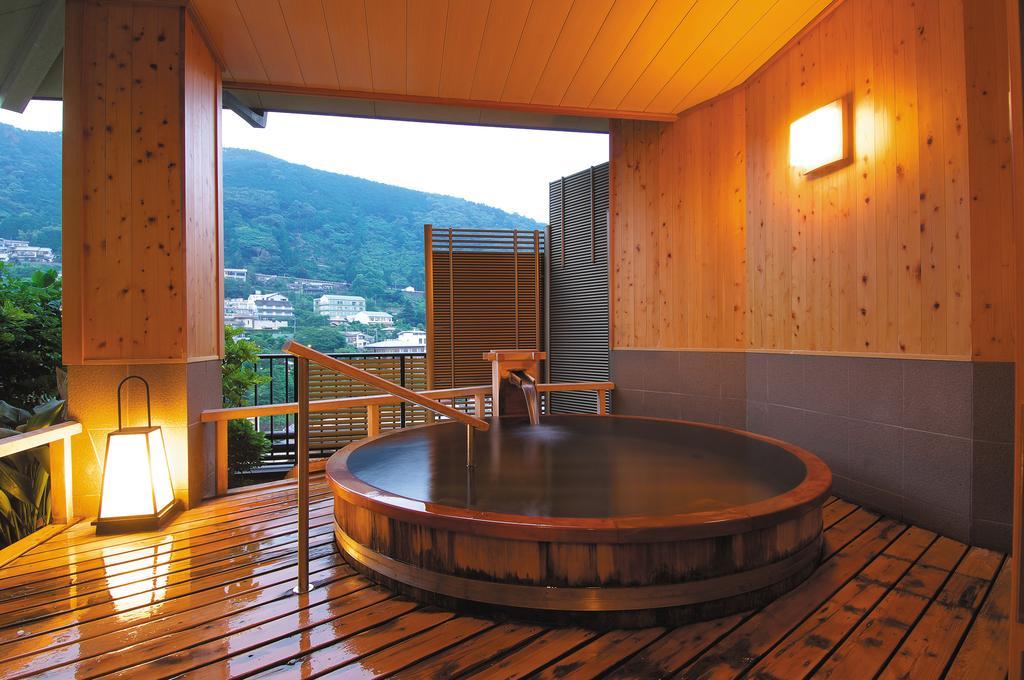 Yugawara Onsen Kawasegien Isuzu Hotel Atami  Extérieur photo